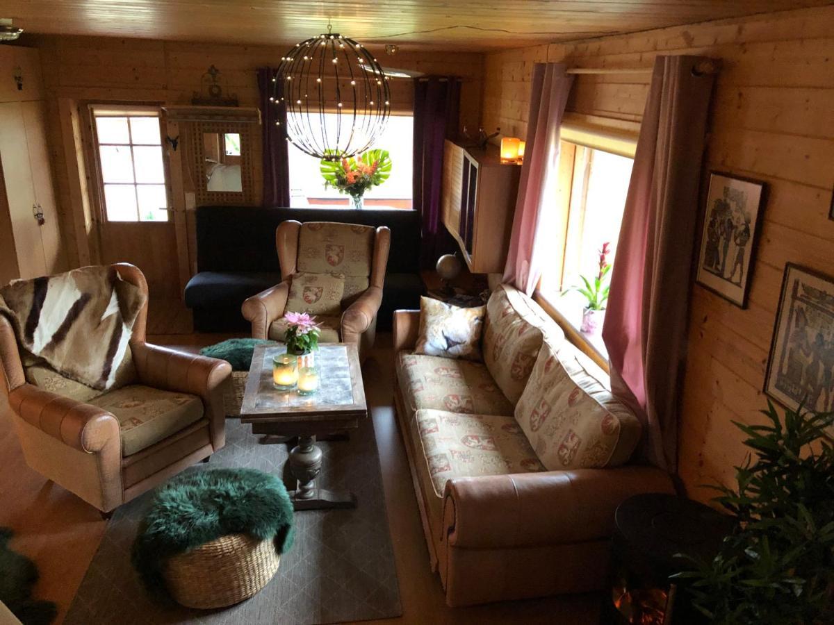 Chalet Holmen Uddevalla Exterior photo